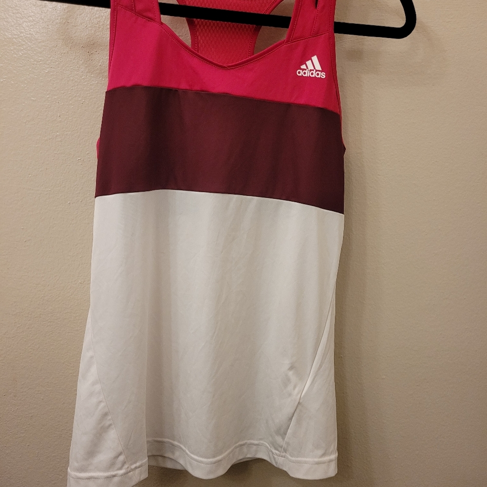 Adidas sport t -shirt size s